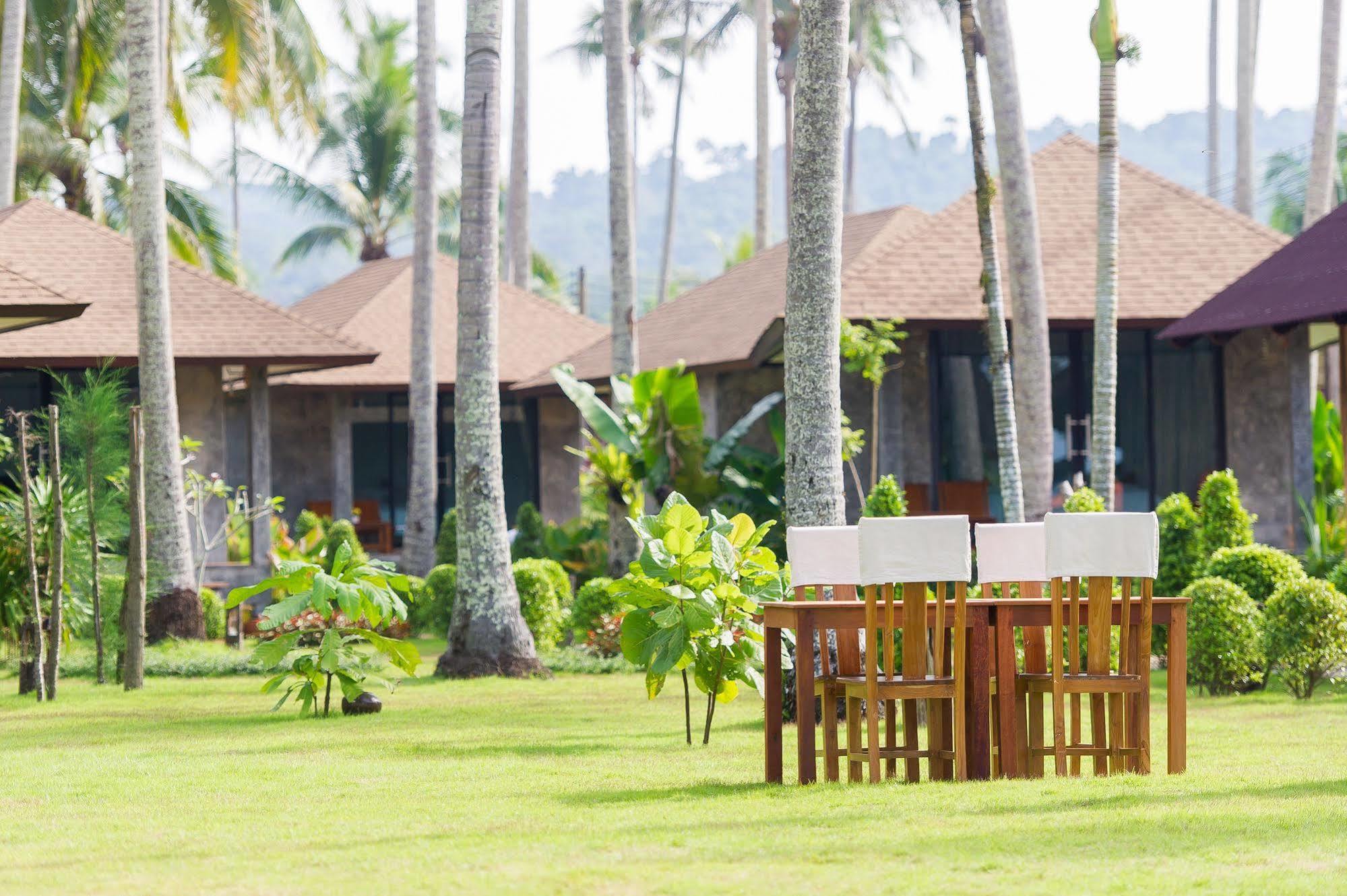Medee Resort Ko Kut Extérieur photo